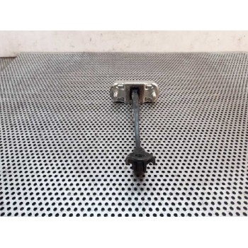 RETENEDOR PUERTA DELANTERA IZQUIERDA 