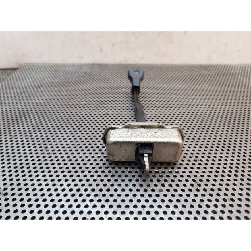 Recambio de retenedor puerta delantera izquierda para nissan nt400 cabstar (01/20214) cabstar 35.xx cabina simple cabina individ - Blanco 2