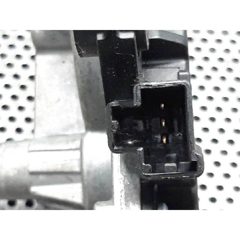 Recambio de motor limpia trasero para ford focus lim. (cb4) titanium referencia OEM IAM 0390201875 3