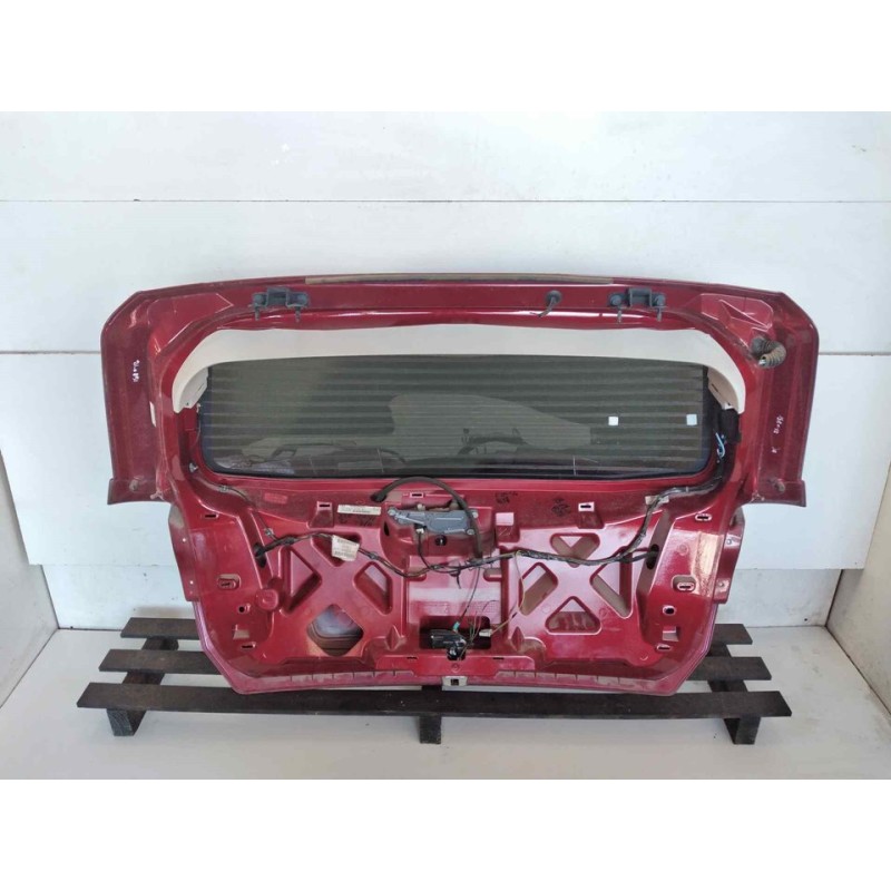 Recambio de porton trasero para dodge journey sxt referencia OEM IAM - Rojo 2