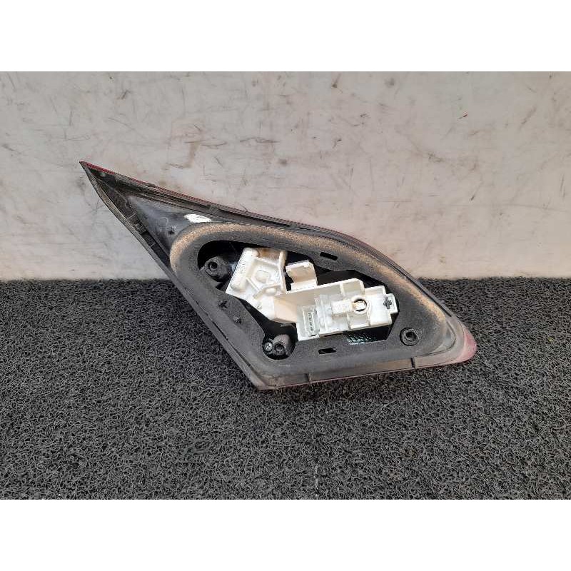 Recambio de piloto trasero derecho interior para opel astra j lim. enjoy referencia OEM IAM - Negro 2
