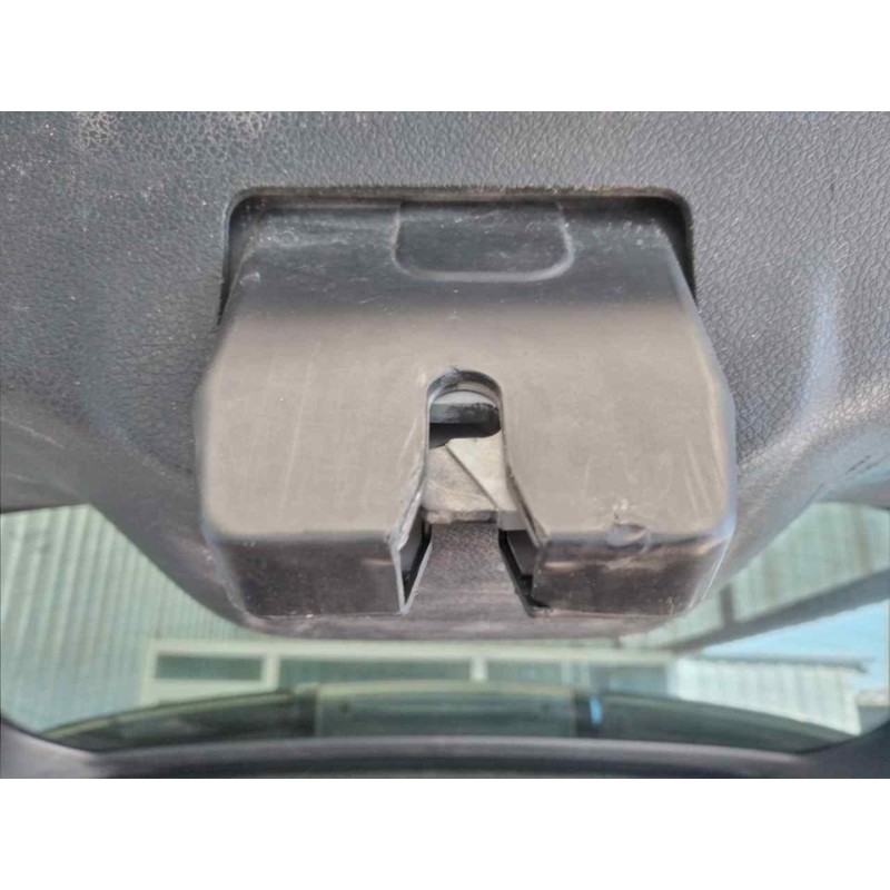 Recambio de cerradura maletero / porton para ford kuga (cbv) trend referencia OEM IAM 8Y41S442A66AD  