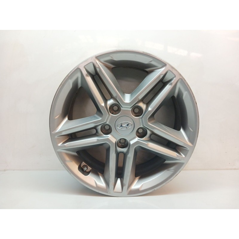 Recambio de llanta para hyundai kona maxx 2wd referencia OEM IAM 52910J9100  
