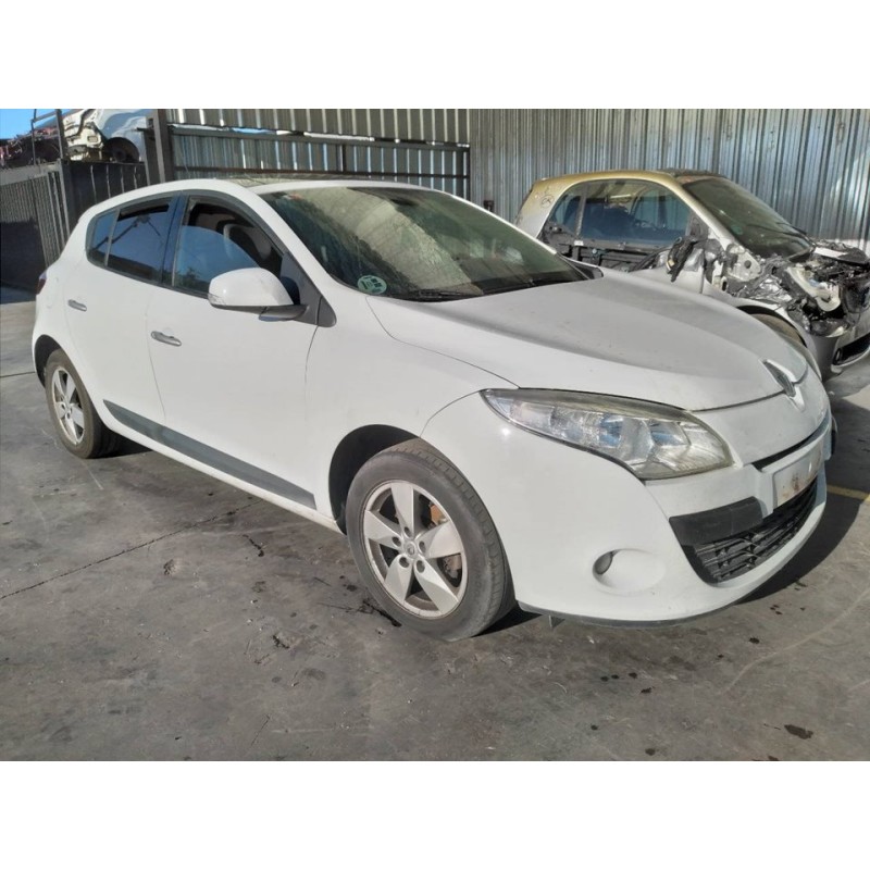 renault megane iii berlina 5 p del año 2011