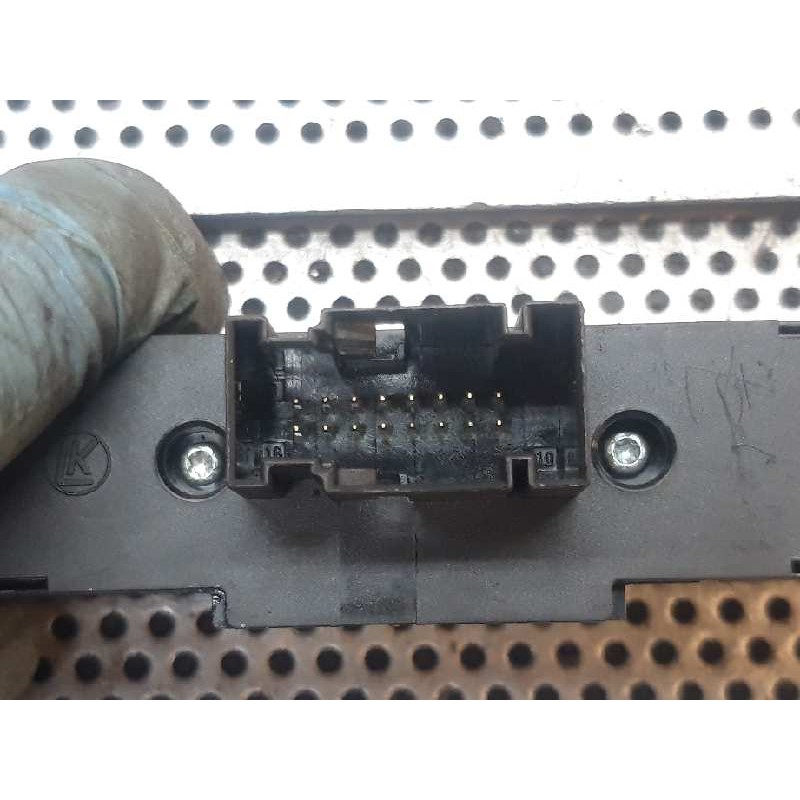 Recambio de warning para opel zafira b cosmo referencia OEM IAM 13100105 03758075 - Gris 3