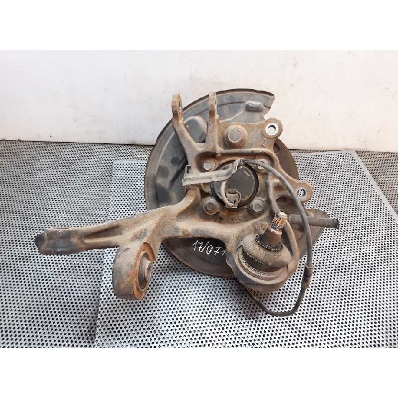 Recambio de mangueta trasera izquierda para toyota avensis wagon (t25) 2.0 d-4d executive referencia OEM IAM - Negro 2