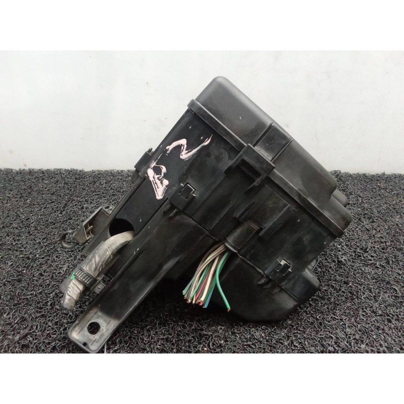 Recambio de caja reles / fusibles para toyota yaris (ksp9/scp9/nlp9) luna referencia OEM IAM 8264147020 72818502 