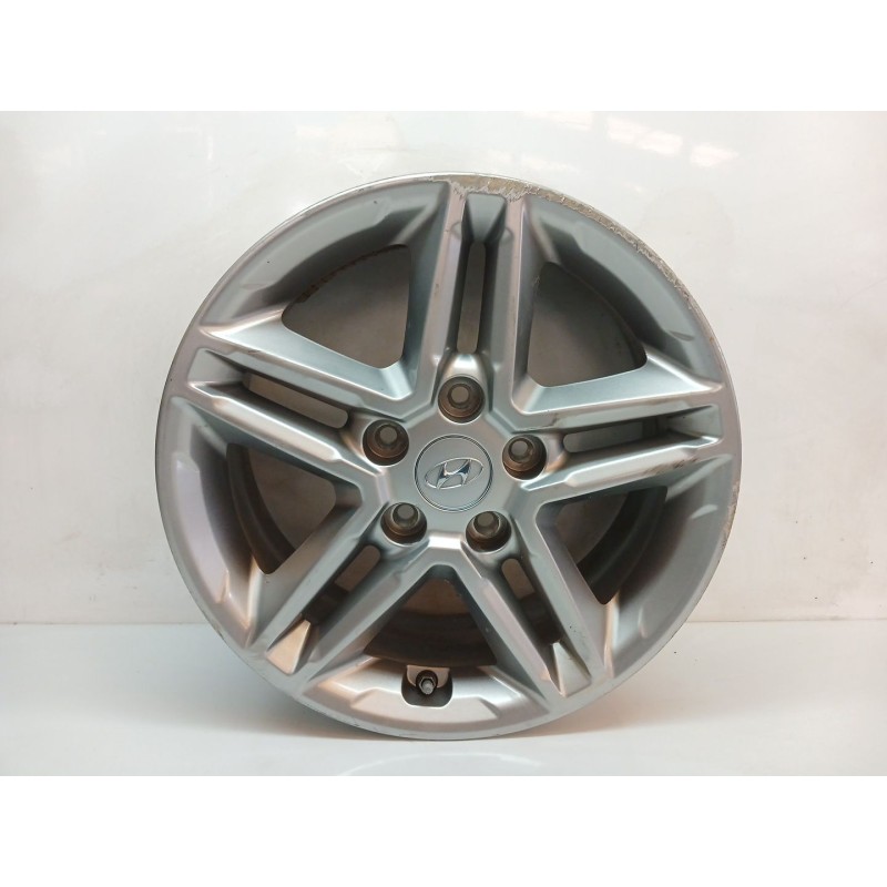 Recambio de llanta para hyundai kona maxx 2wd referencia OEM IAM 52910J9100  