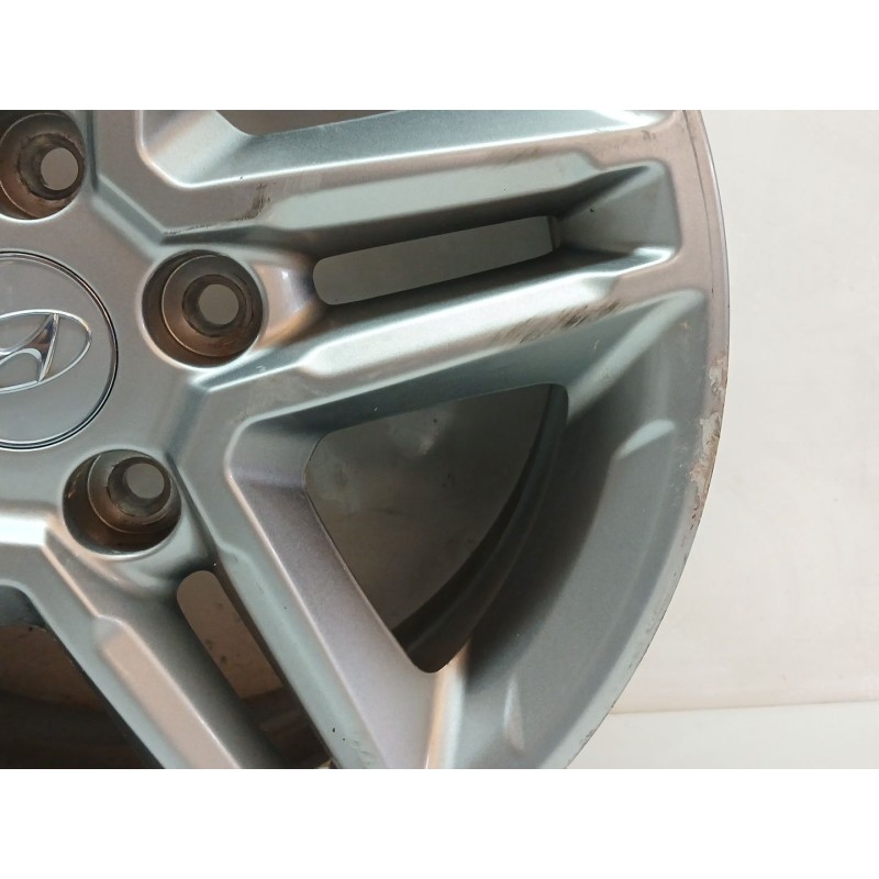 Recambio de llanta para hyundai kona maxx 2wd referencia OEM IAM 52910J9100 - Rojo 3