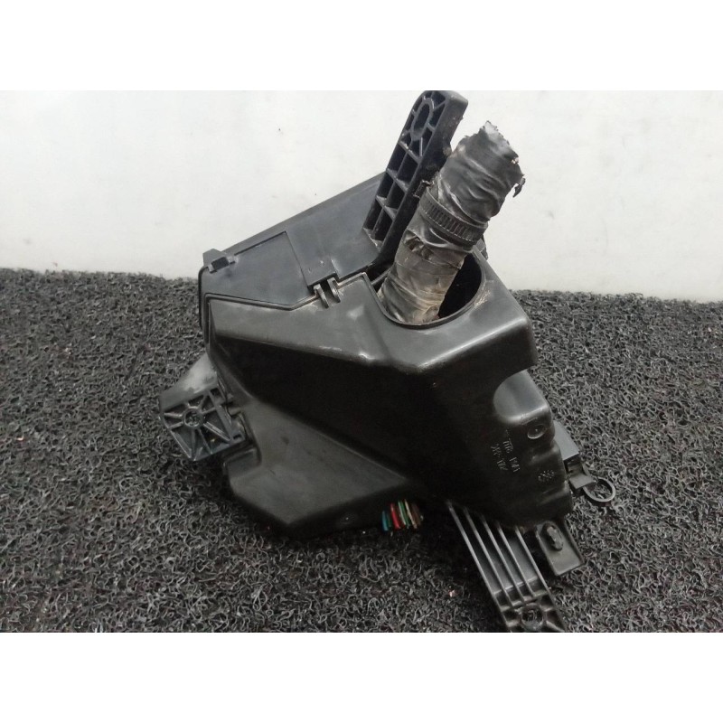 Recambio de caja reles / fusibles para toyota yaris (ksp9/scp9/nlp9) luna referencia OEM IAM 8264147020 72818502 4