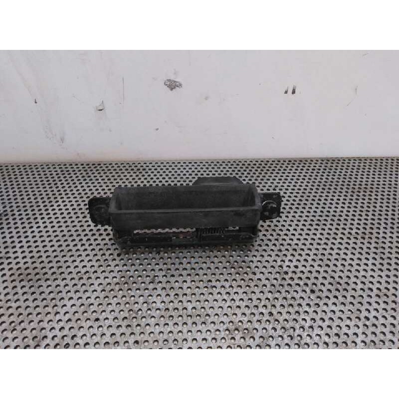 Recambio de maneta exterior porton para mazda 2 berlina (dy) 1.4 active+ (59kw) referencia OEM IAM   