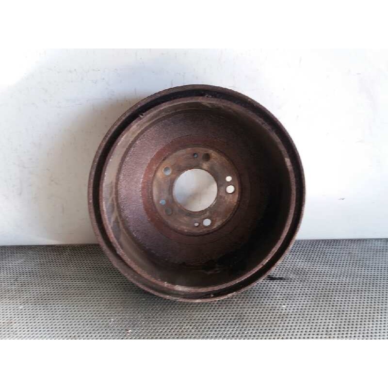 Recambio de tambor freno trasero para kia carnival td ls referencia OEM IAM 2