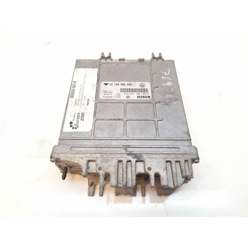 Recambio de centralita motor uce para volkswagen passat berlina (3b2) 1.9 tdi referencia OEM IAM 0281001555 028906021DT BOSCH