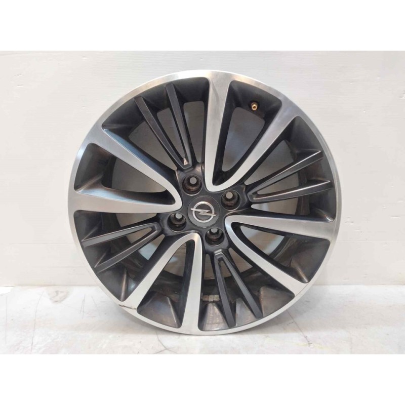 Recambio de llanta para opel crossland x innovation referencia OEM IAM 13469368 672044871 