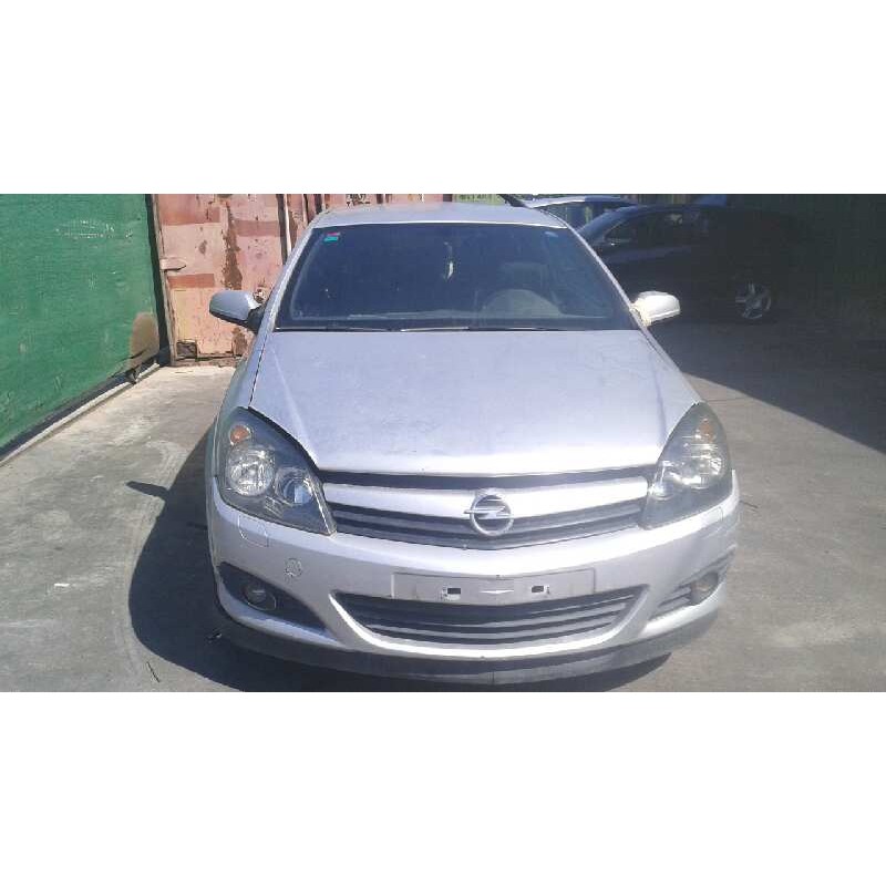 opel astra gtc del año 2005