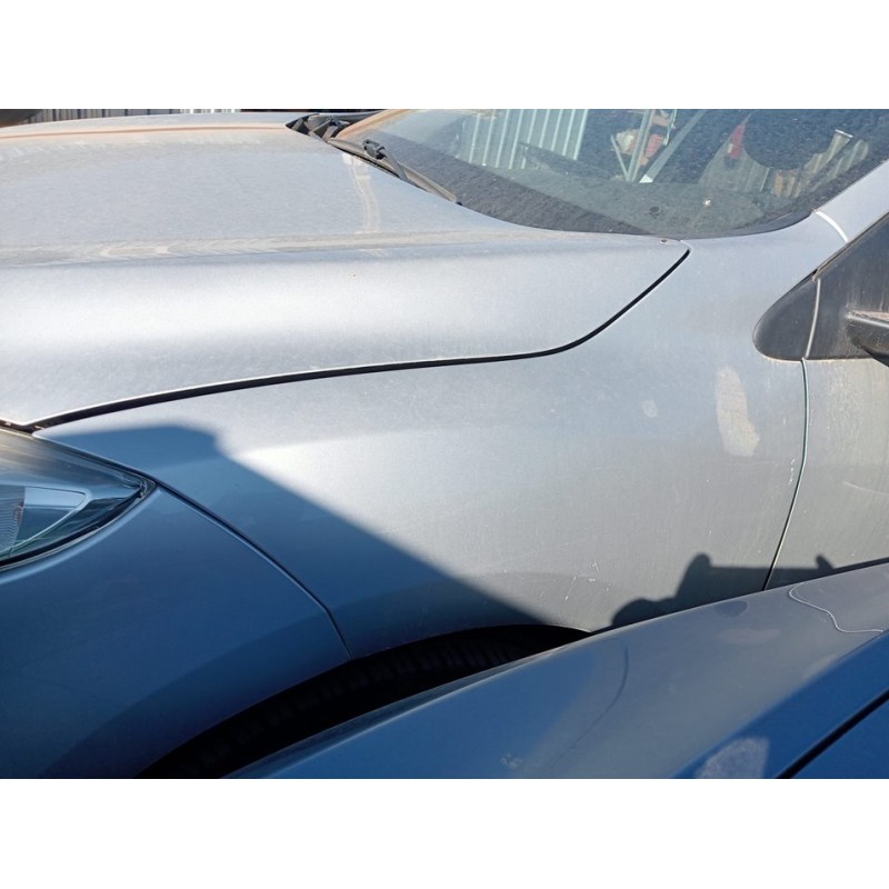 Recambio de aleta delantera izquierda para renault megane iii sport tourer dynamique referencia OEM IAM   