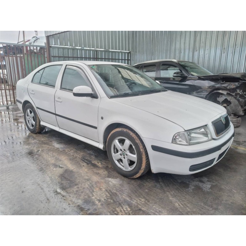 skoda octavia berlina (1u2) del año 2010