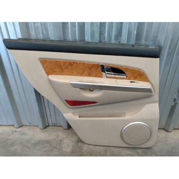 GUARNECIDO PUERTA TRASERA IZQUIERDA 