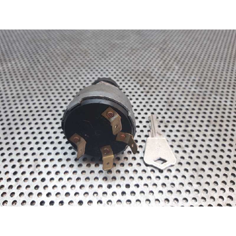 Recambio de antirrobo / llave contacto para nissan serie l 35.08 referencia OEM IAM 2