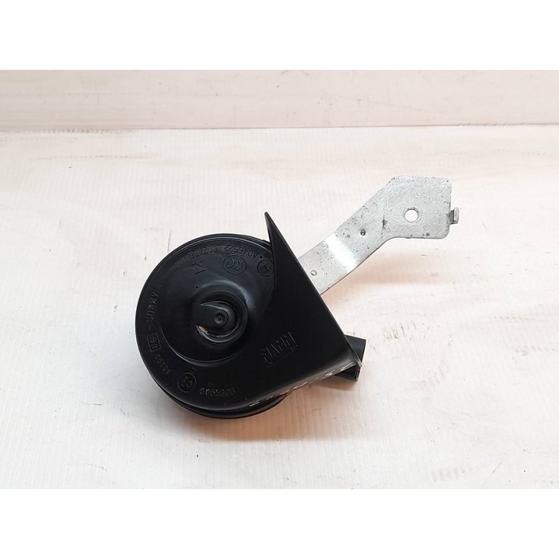 Recambio de claxon para mercedes-benz clase cla (w117) cla 220 cdi (117.303) referencia OEM IAM A046522  