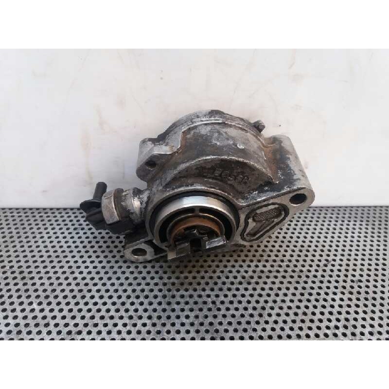 Recambio de depresor freno / bomba vacio para peugeot partner (s2) combiespace referencia OEM IAM D1562A1512S - Blanco 2