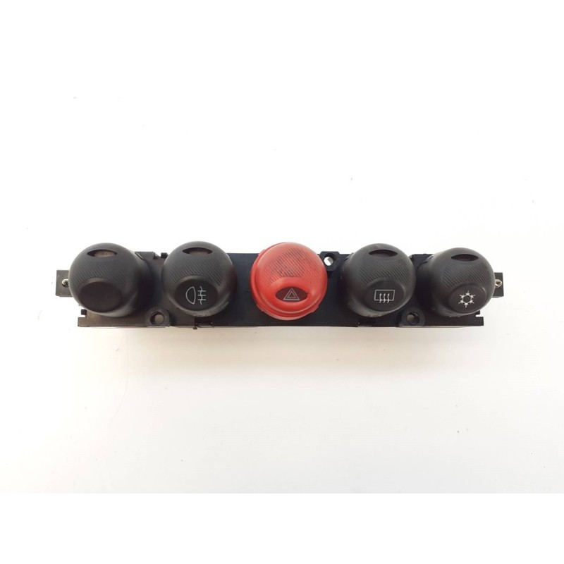 Recambio de warning para fiat seicento (187) hobby referencia OEM IAM B569  