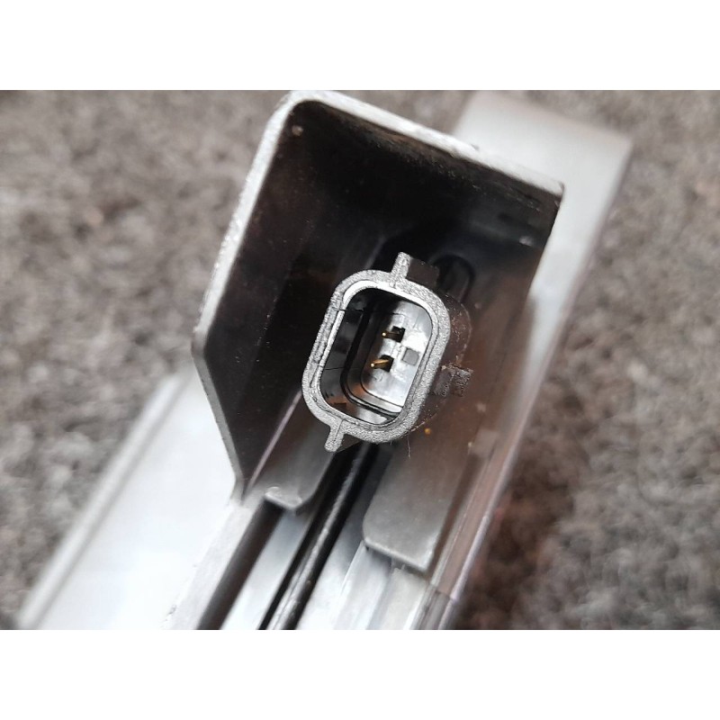 Recambio de cerradura puerta delantera derecha para dacia sandero stepway referencia OEM IAM 2