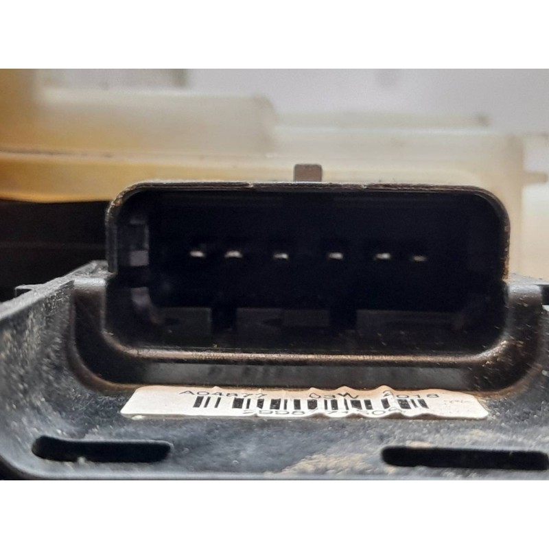 Recambio de cerradura puerta trasera derecha para peugeot 3008 allure referencia OEM IAM 16943629 1498M0070I3 2
