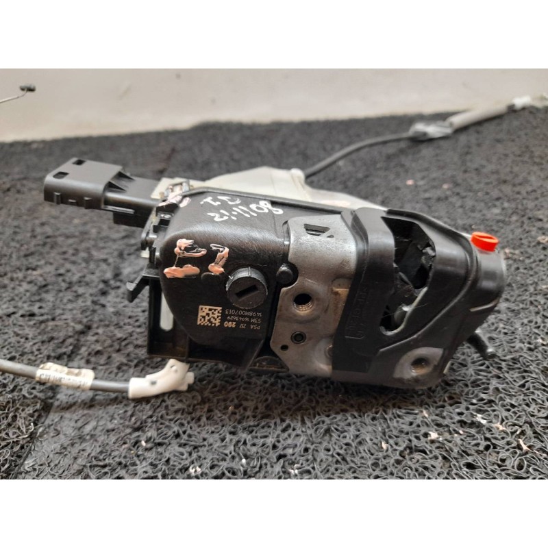 Recambio de cerradura puerta trasera derecha para peugeot 3008 allure referencia OEM IAM 16943629 1498M0070I3 4