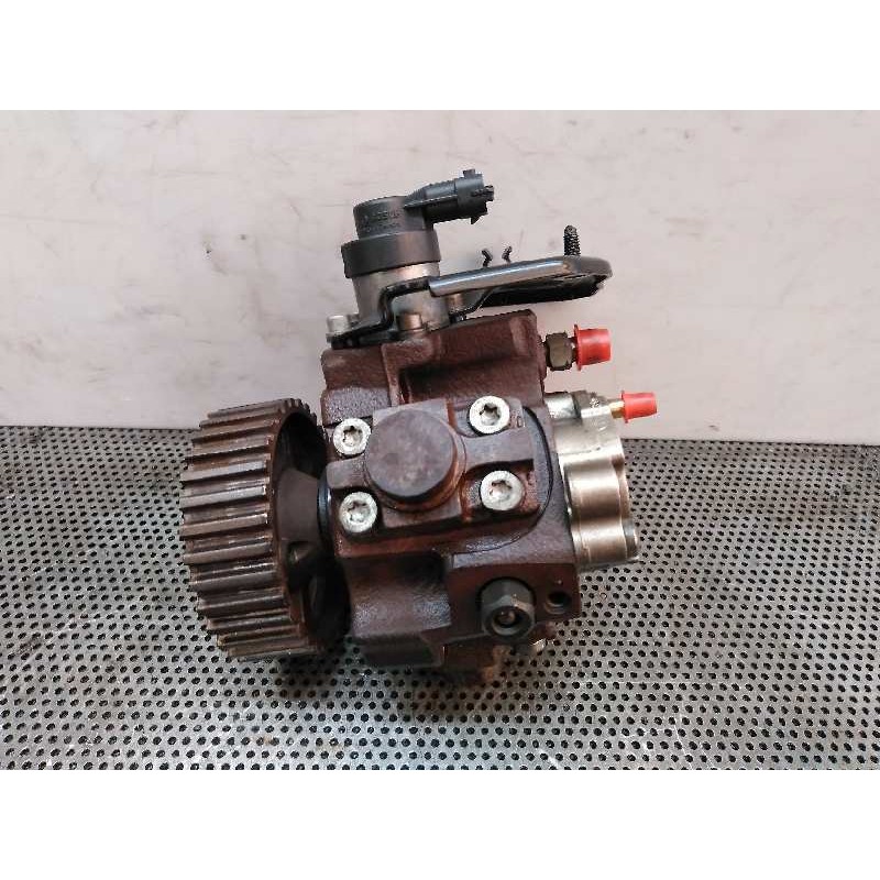 Recambio de bomba inyeccion para ford focus lim. (cb4) titanium referencia OEM IAM 0445010102 9683703780A BOSCH
