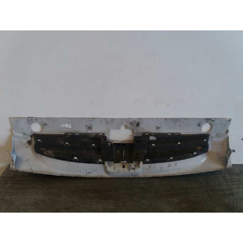 Recambio de rejilla delantera para peugeot partner (s2) combiespace referencia OEM IAM - Blanco 2