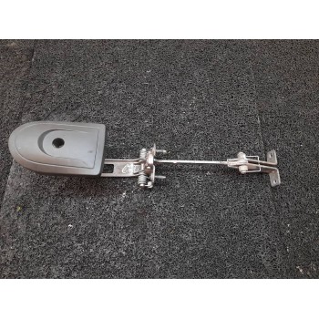 RETENEDOR PUERTA TRASERA IZQUIERDA 487808C 
