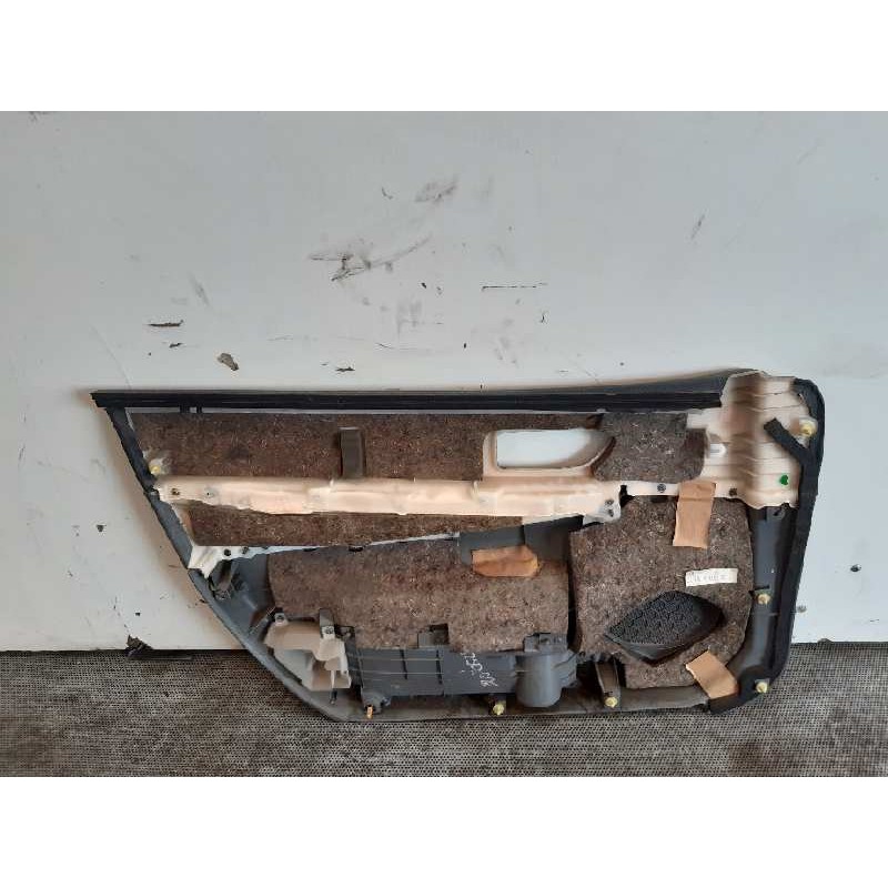 Recambio de guarnecido puerta delantera derecha para mazda 6 berlina (gg) 2.0 active (4-ptas.) referencia OEM IAM - Gris 2