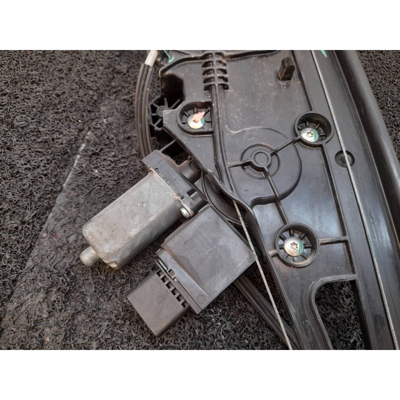 Recambio de elevalunas delantero derecho para peugeot 3008 allure referencia OEM IAM 9830389280 9829482280 3