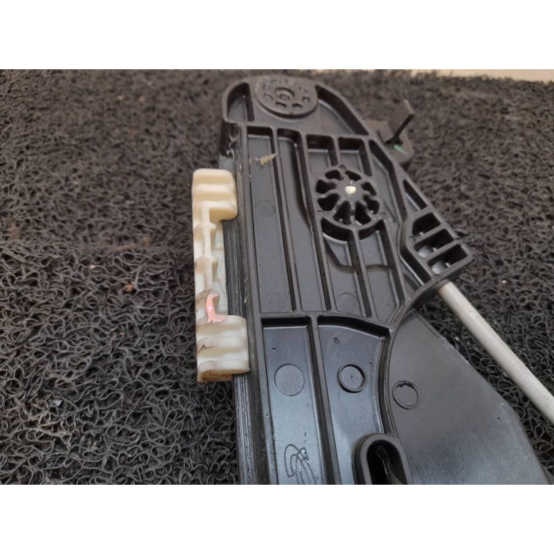 Recambio de elevalunas delantero derecho para peugeot 3008 allure referencia OEM IAM 9830389280 9829482280 5