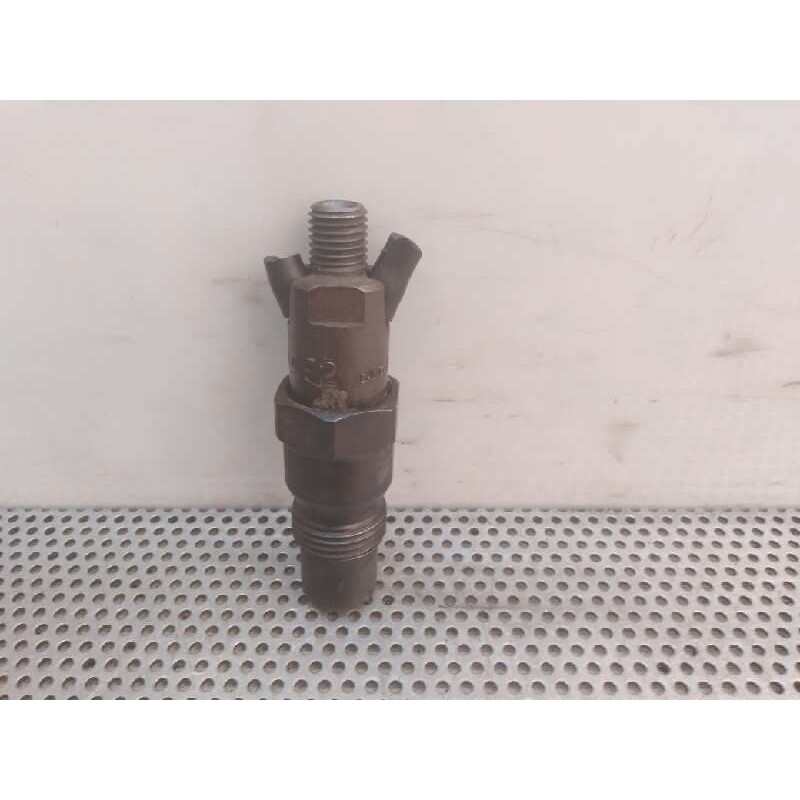 Recambio de inyector para nissan trade 2.8d referencia OEM IAM NLCC6702501C 2