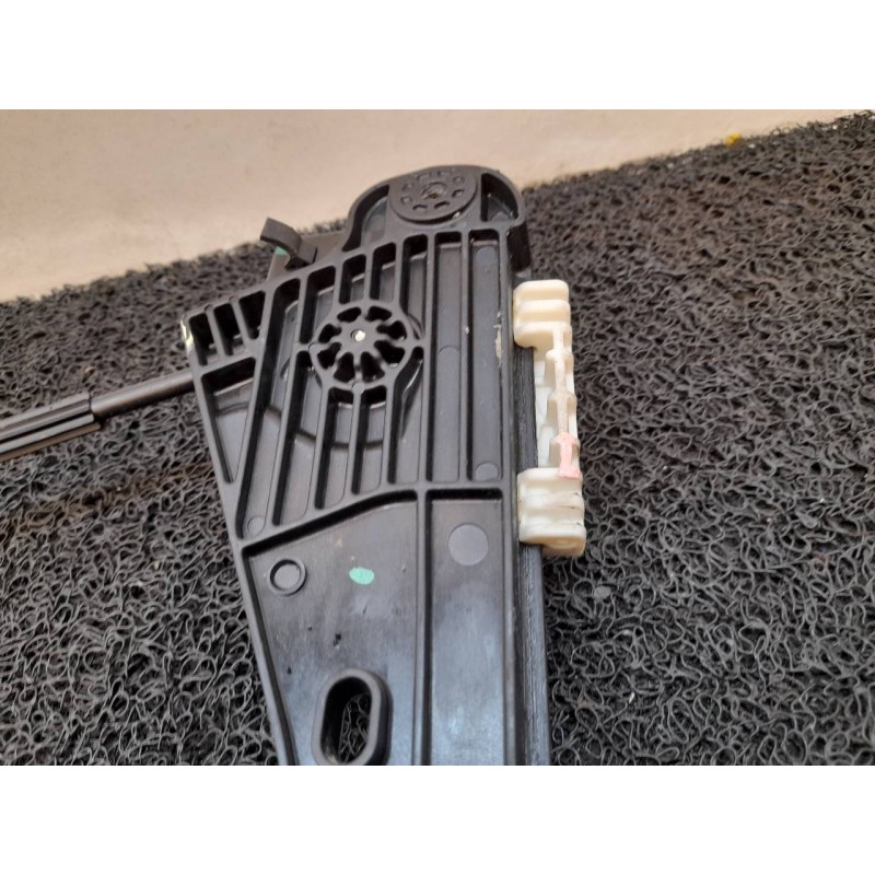 Recambio de elevalunas delantero derecho para peugeot 3008 allure referencia OEM IAM 9830389280 9829482280 7