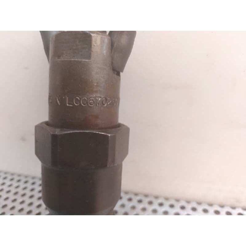 Recambio de inyector para nissan trade 2.8d referencia OEM IAM NLCC6702501C 2