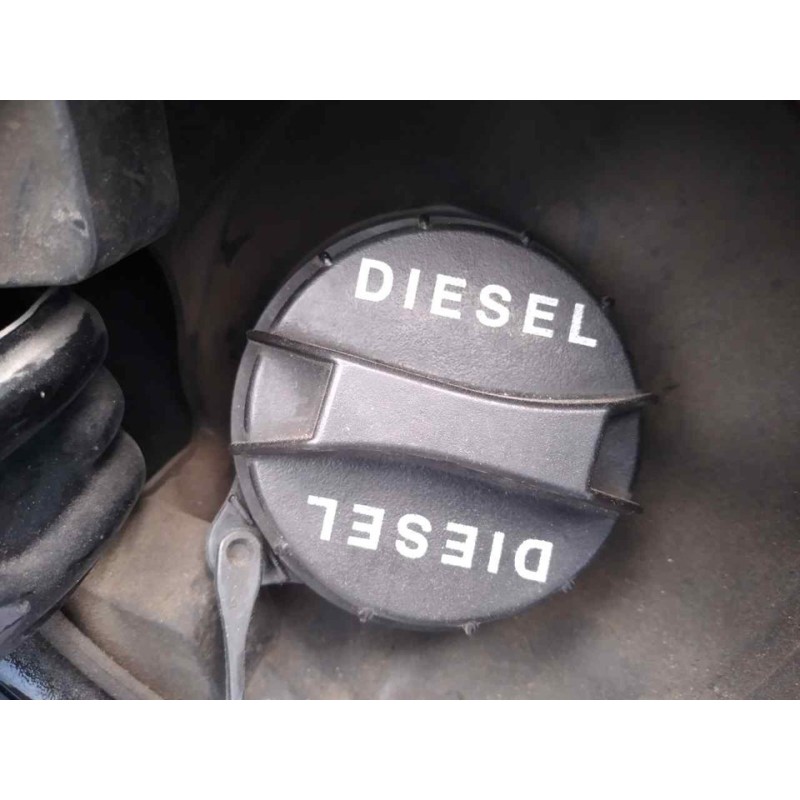 Recambio de tapon combustible para kia carnival 2.9 crdi vgt active referencia OEM IAM   