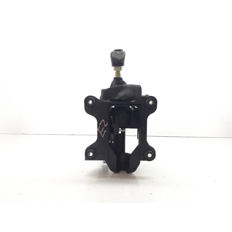 Recambio de palanca cambio para ford kuga (cbv) trend referencia OEM IAM AV4R7C453MA - Negro 3