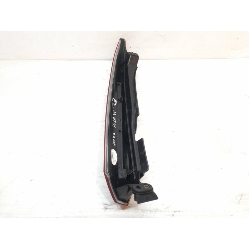 Recambio de piloto trasero derecho para volvo xc90 d5 summum (7 asientos) (136kw) referencia OEM IAM 157618 - Negro 3