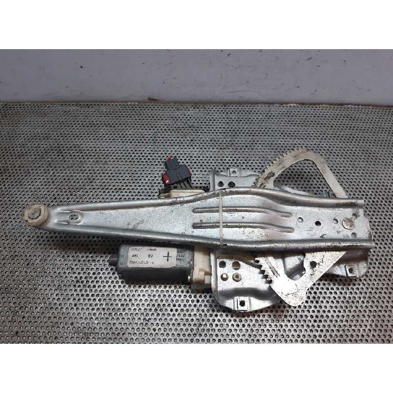 Recambio de elevalunas trasero izquierdo para toyota avensis wagon (t25) 2.0 d-4d executive referencia OEM IAM 1020605201012 - Negro 2