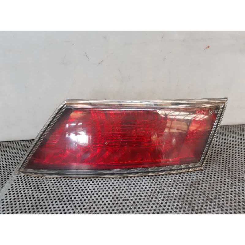 Recambio de piloto trasero derecho interior para honda civic berlina (fn) 2.2 type s referencia OEM IAM - Rojo