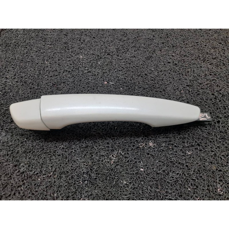 Recambio de maneta exterior trasera derecha para peugeot 3008 allure referencia OEM IAM 241118A  