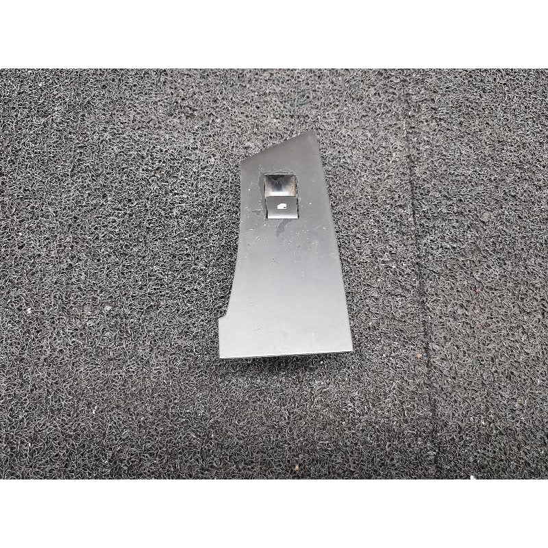 Recambio de mando elevalunas delantero derecho para opel astra j lim. enjoy referencia OEM IAM 13301886  