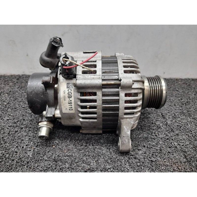Recambio de alternador para kia carens 2.0 crdi ex monovolumen referencia OEM IAM CGB19110 - Azul 8