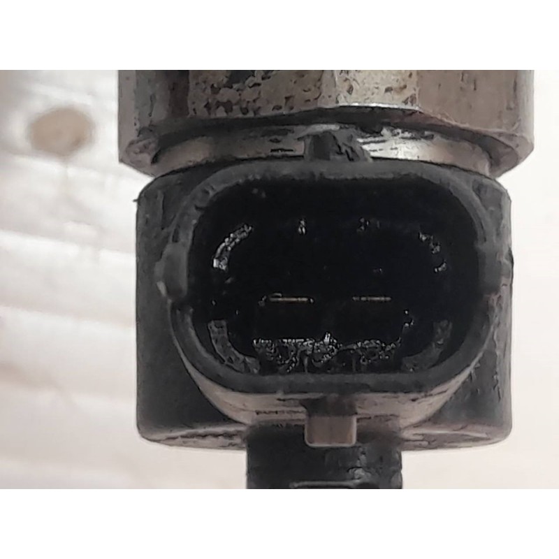 Recambio de inyector para nissan interstar (x70) combi - 9, l1h1, batalla corta referencia OEM IAM 0445110102  BOSCH - Blanco 2