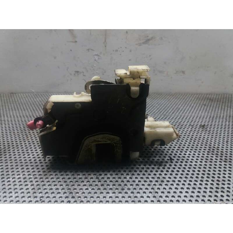 Recambio de cerradura puerta delantera derecha para nissan pick-up (d22) 2.5 turbodiesel referencia OEM IAM - Blanco 2