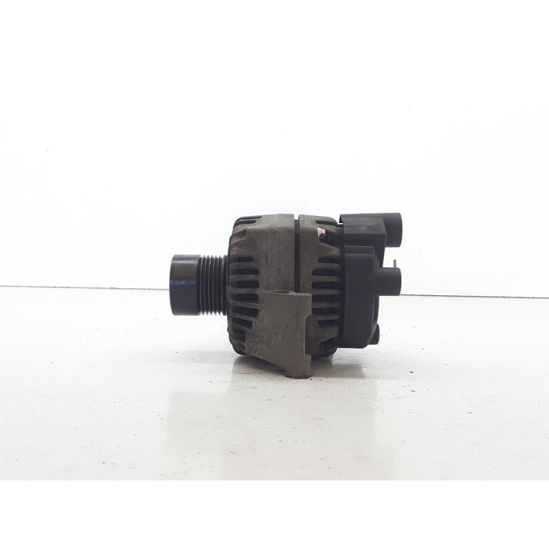 Recambio de alternador para suzuki swift berlina (mz) gl (3-ptas.) referencia OEM IAM 3140085E00000 2542861C 