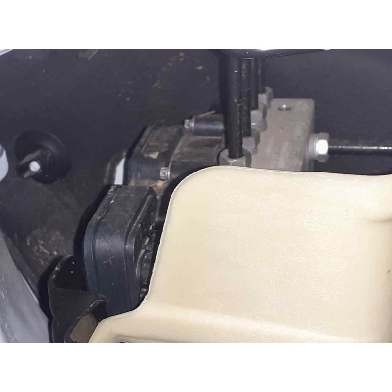 Recambio de abs para mercedes-benz citan (bm 420) furgón 112 cdi standard (420.633) referencia OEM IAM - Blanco 2